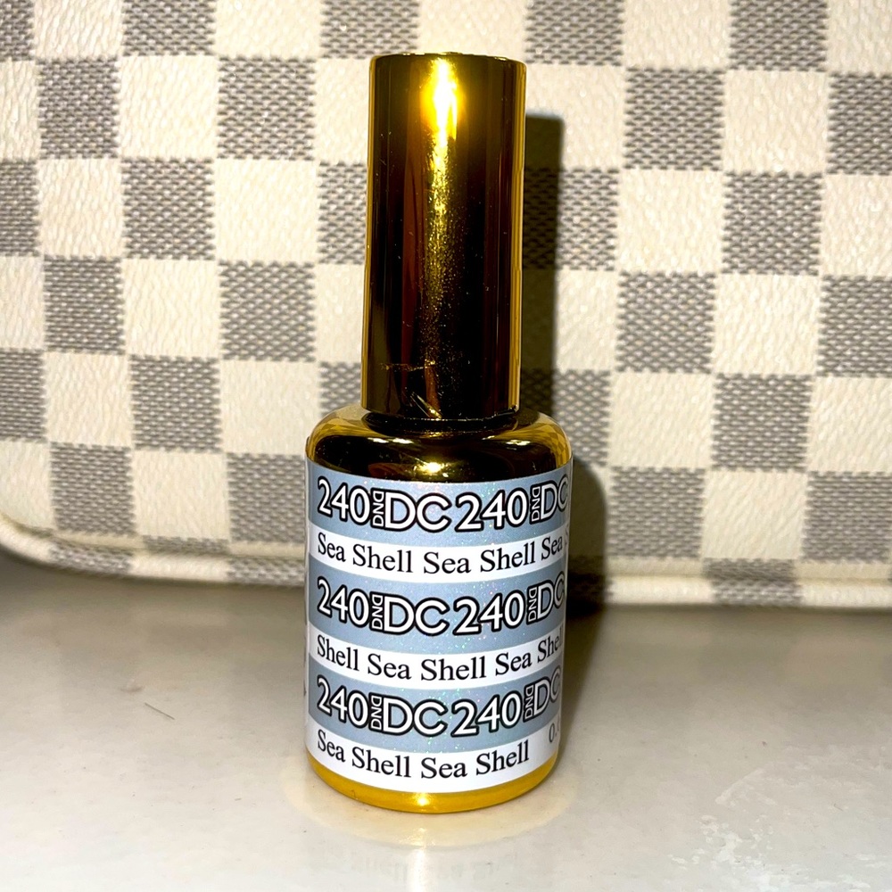 DND DC 240 Sea Shell Gel set